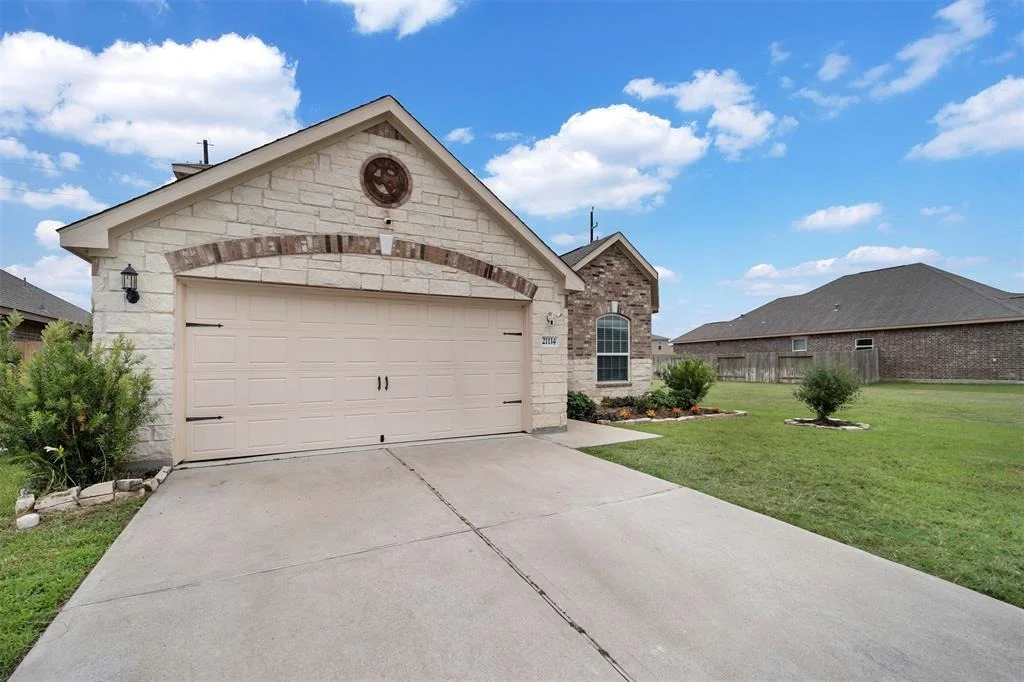 Photo of 21114 Echo Manor Drive