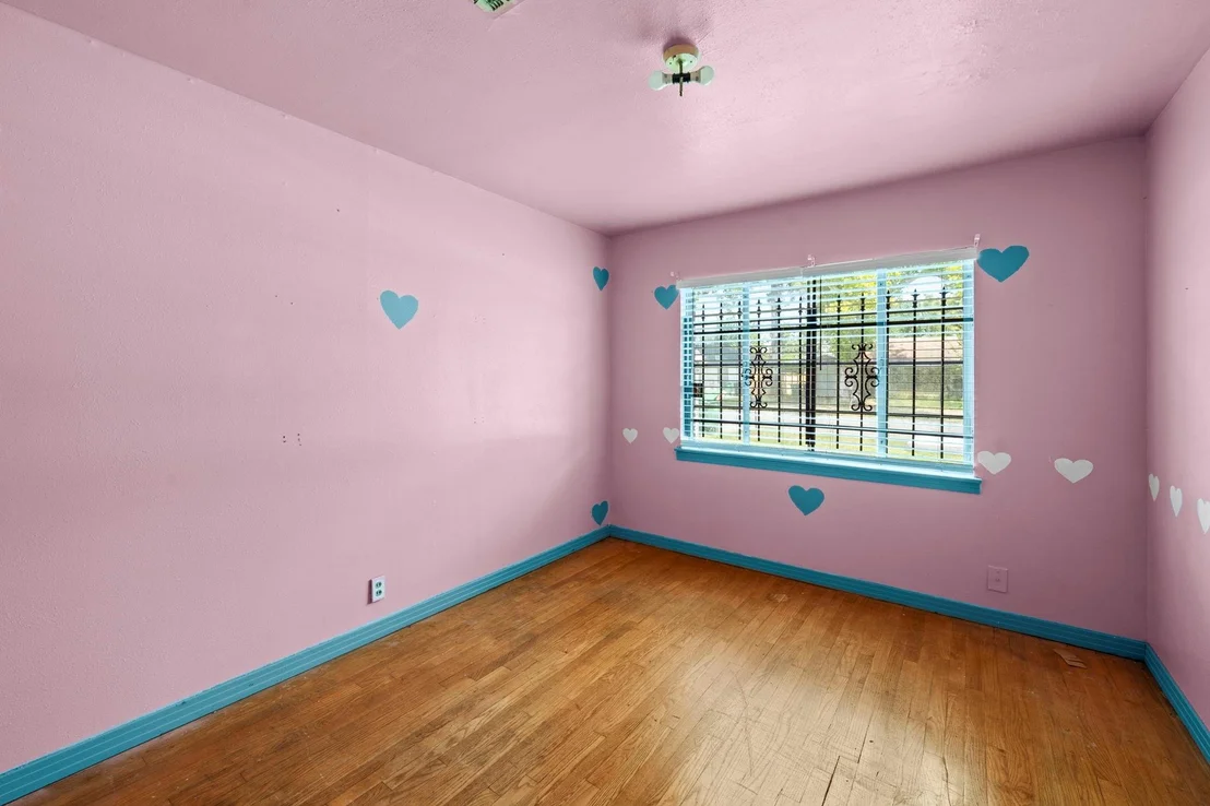 Photo of 5810 Langley Road