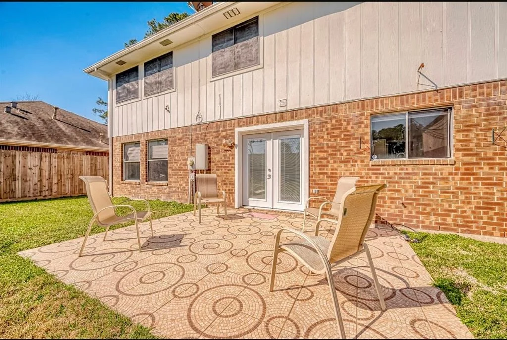Photo of 16107 Lakestone Drive