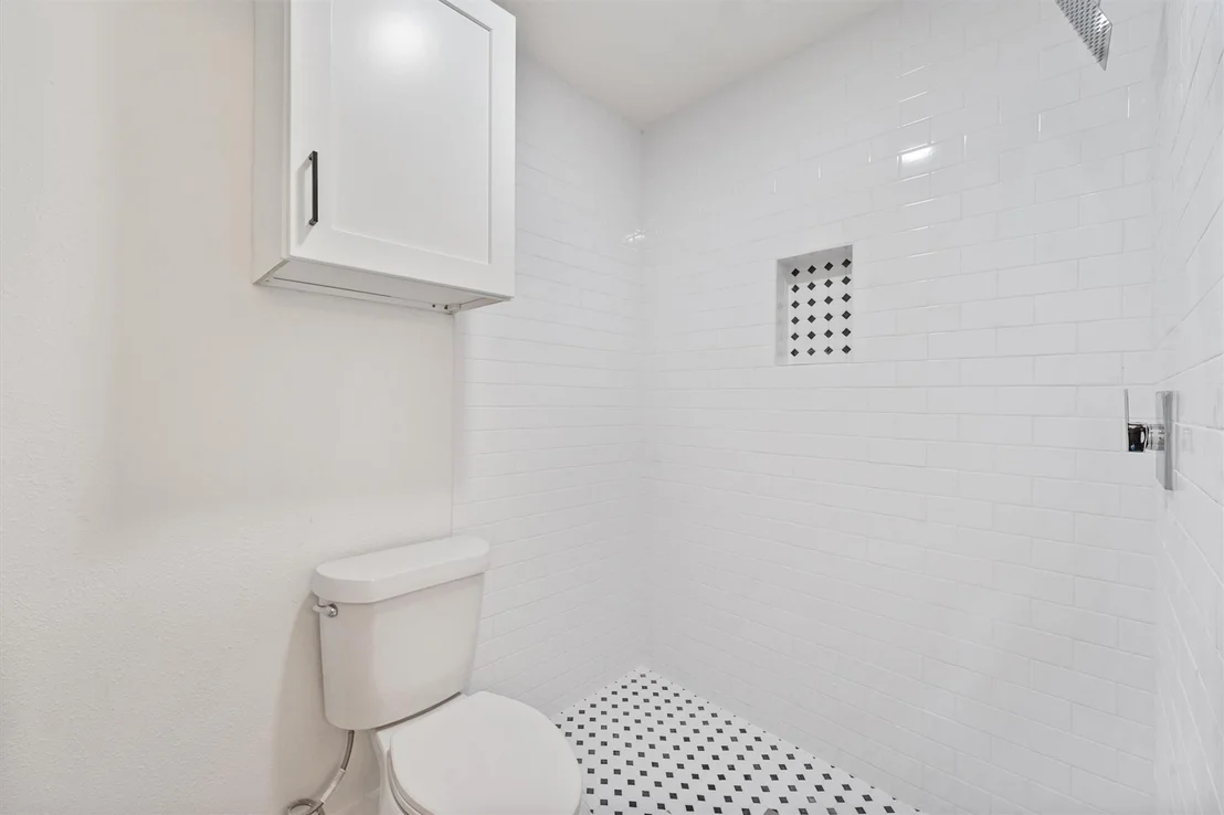 Photo of 5707 Toddington Road