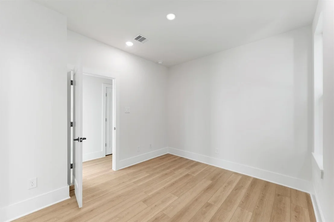 Photo of 5313 Teodoro Lane