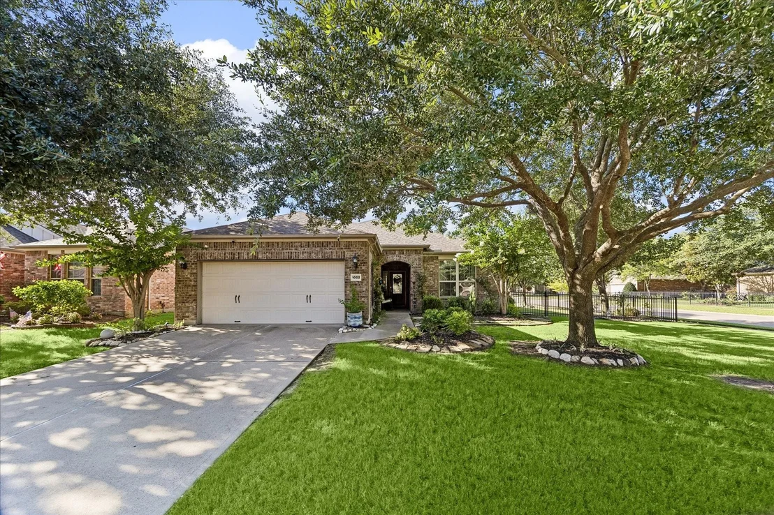 Photo of 1002 Cleistes Lane