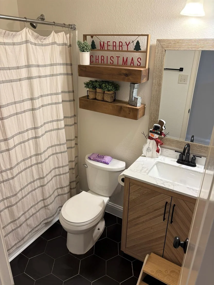 Photo of 18202 Rexine Lane
