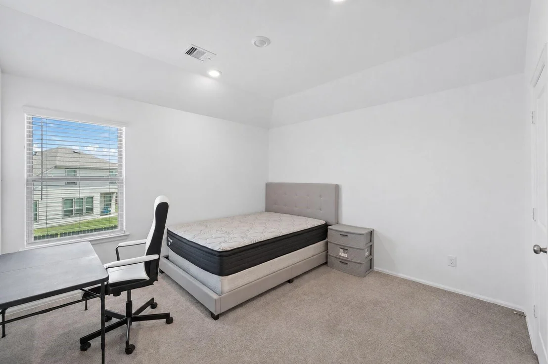 Photo of 5107 Twin Summit Drive