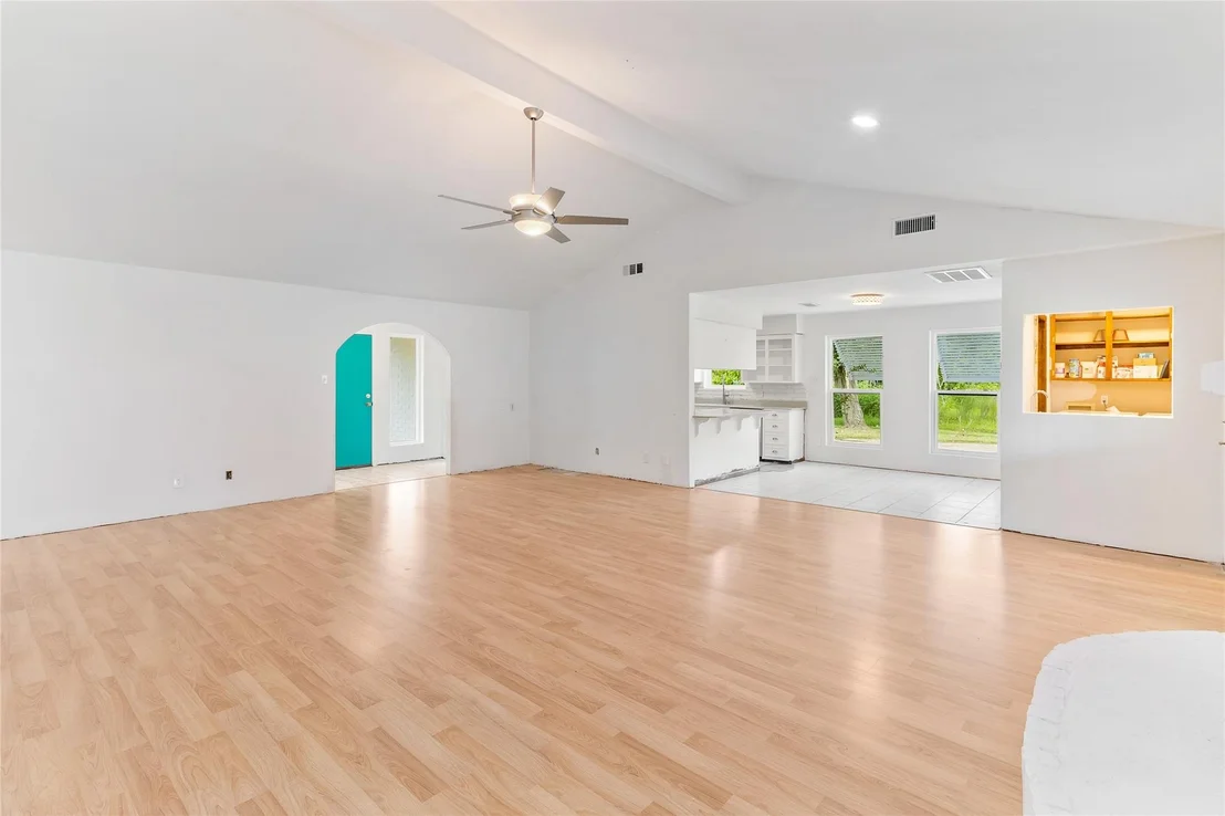 Photo of 1430 North Rd