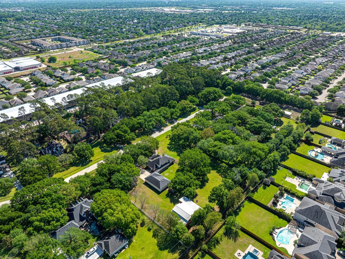 Photo of 3102 Willow Creek Lane
