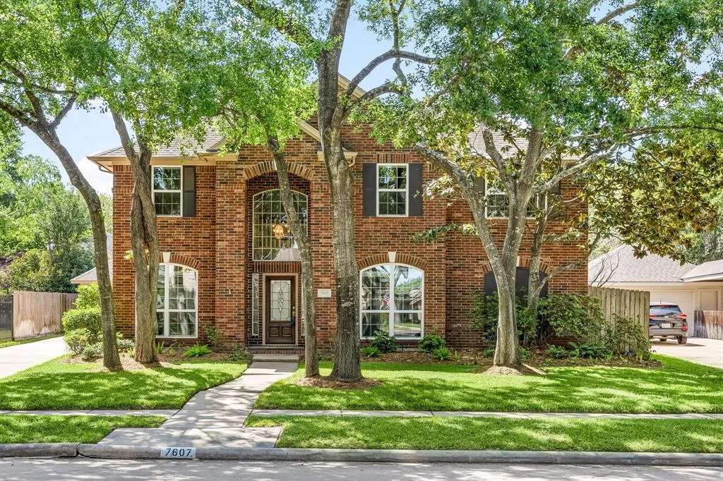Photo of 7607 Rolling Rock Street