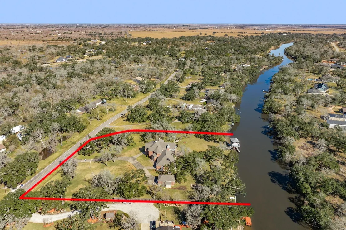 Photo of 692 County Road 605