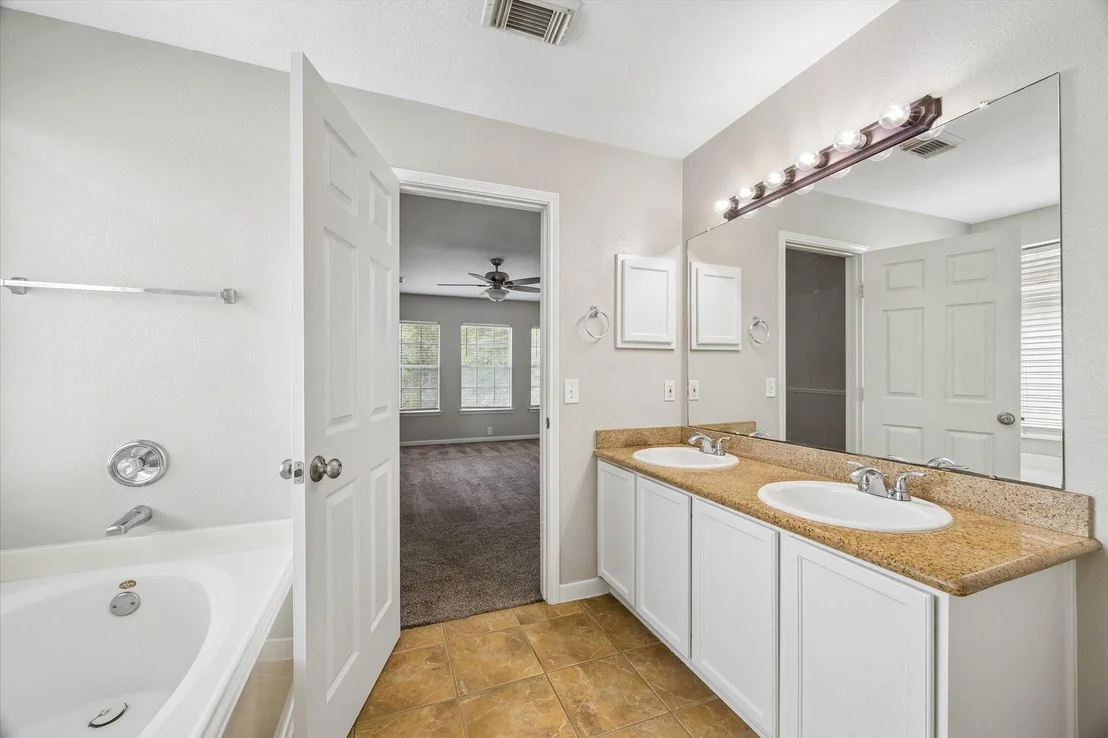 Photo of 547 Cypresswood Trace