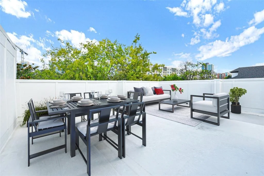 Photo of 897 Kirby Drive