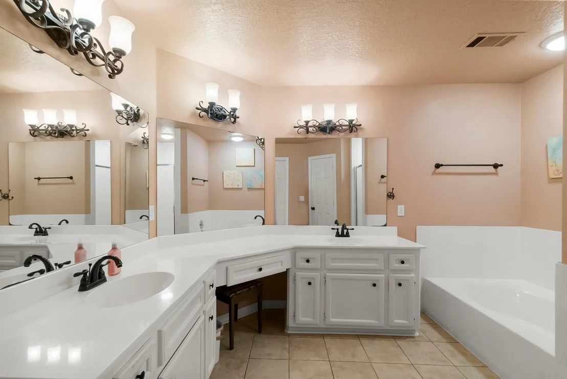 Photo of 292 Apple Valley Drive