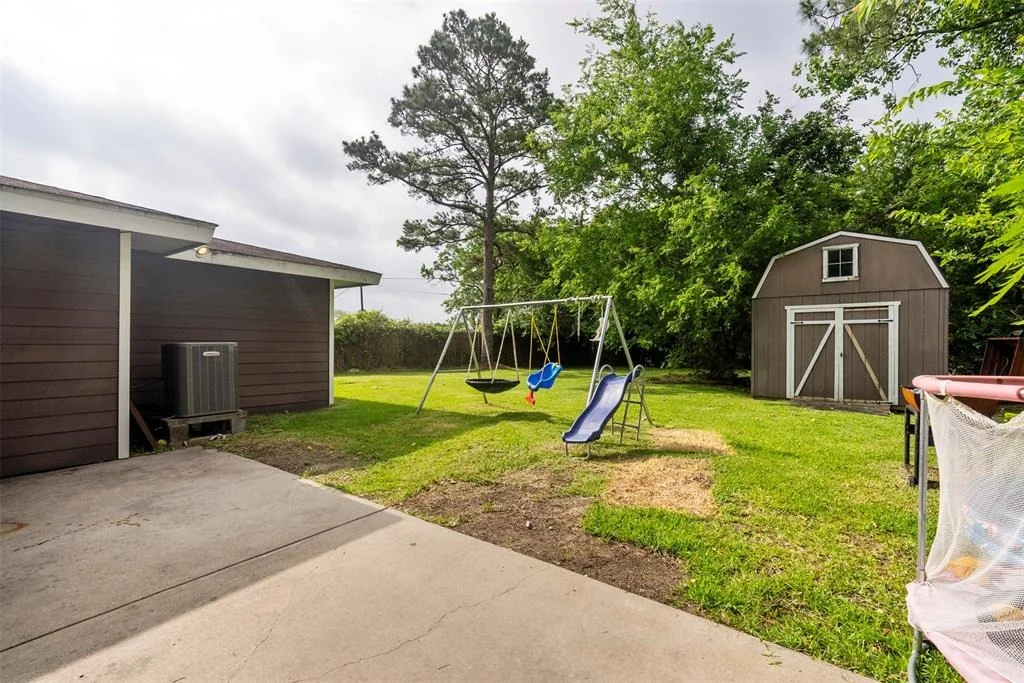Photo of 915 Temple Drive