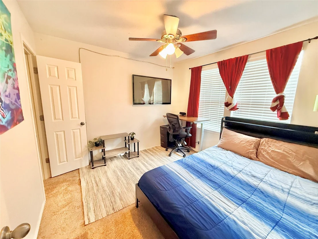 Photo of 504 Rolling Oak Drive