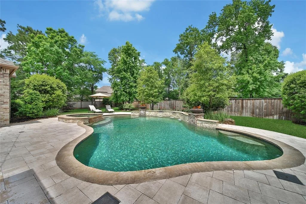 Photo of 111 N Silver Manor Circle