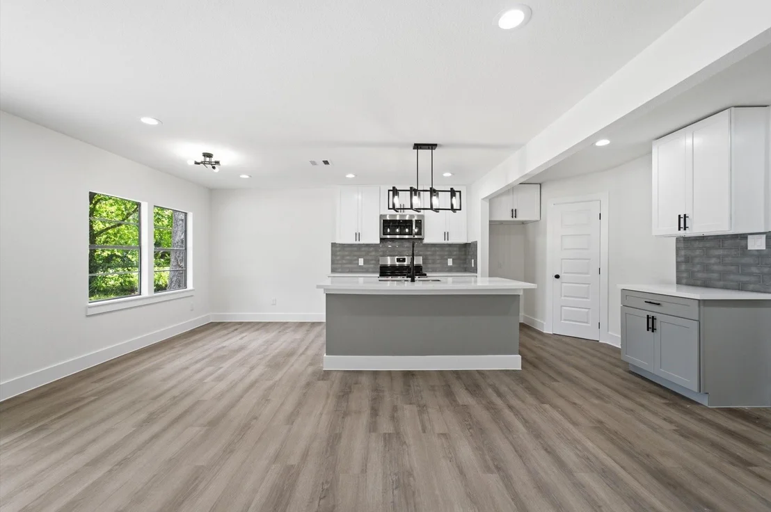 Photo of 5123 Willow Glen Drive