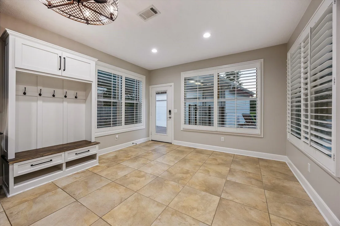 Photo of 3117 E Elm Circle