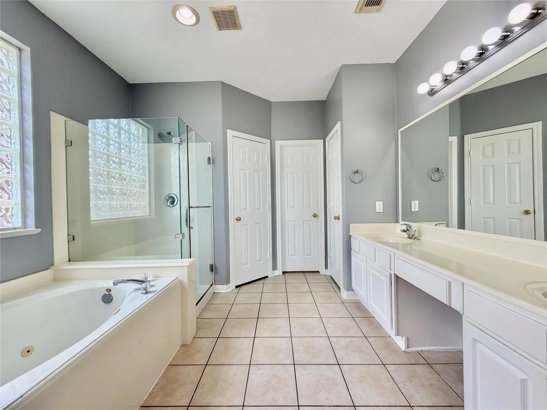 Photo of 24327 Lanning Drive