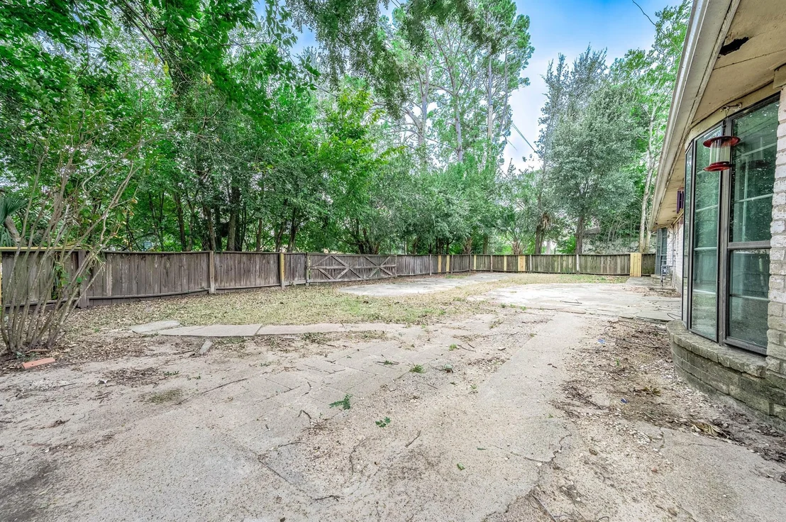 Photo of 7526 Antoine Drive