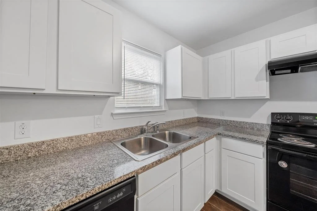 Photo of 15231 Arrowhead Loop W