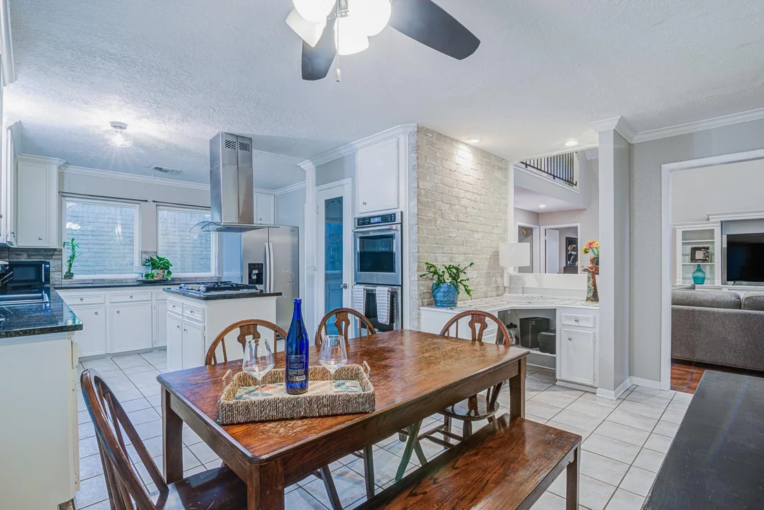 Photo of 16402 Clearcrest Drive