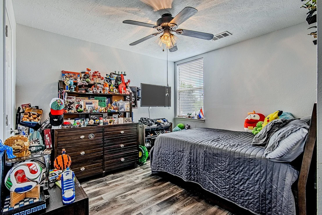 Photo of 7034 Maid Stone Drive