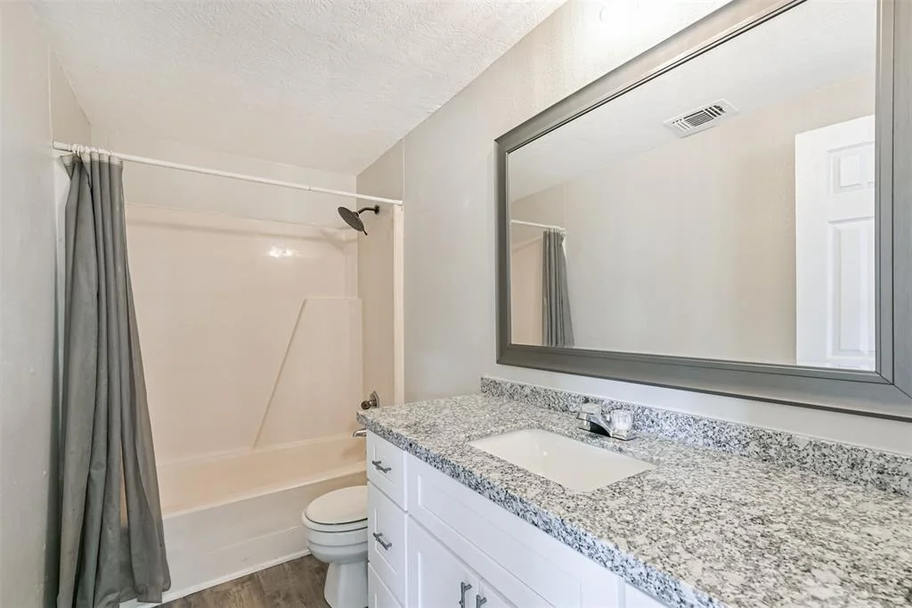 Photo of 4803 W Bayshore Drive