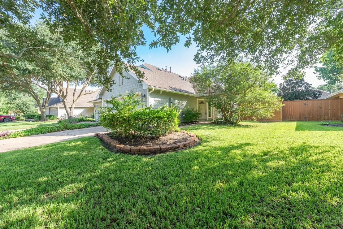 Photo of 5335 Greenbrae Lane