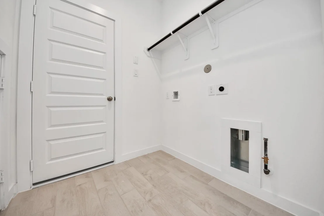 Photo of 2942 Bury Park Drive