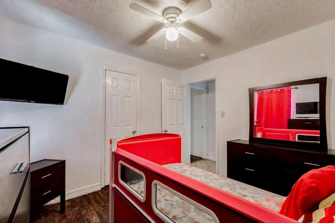Photo of 1607 Beusch Drive
