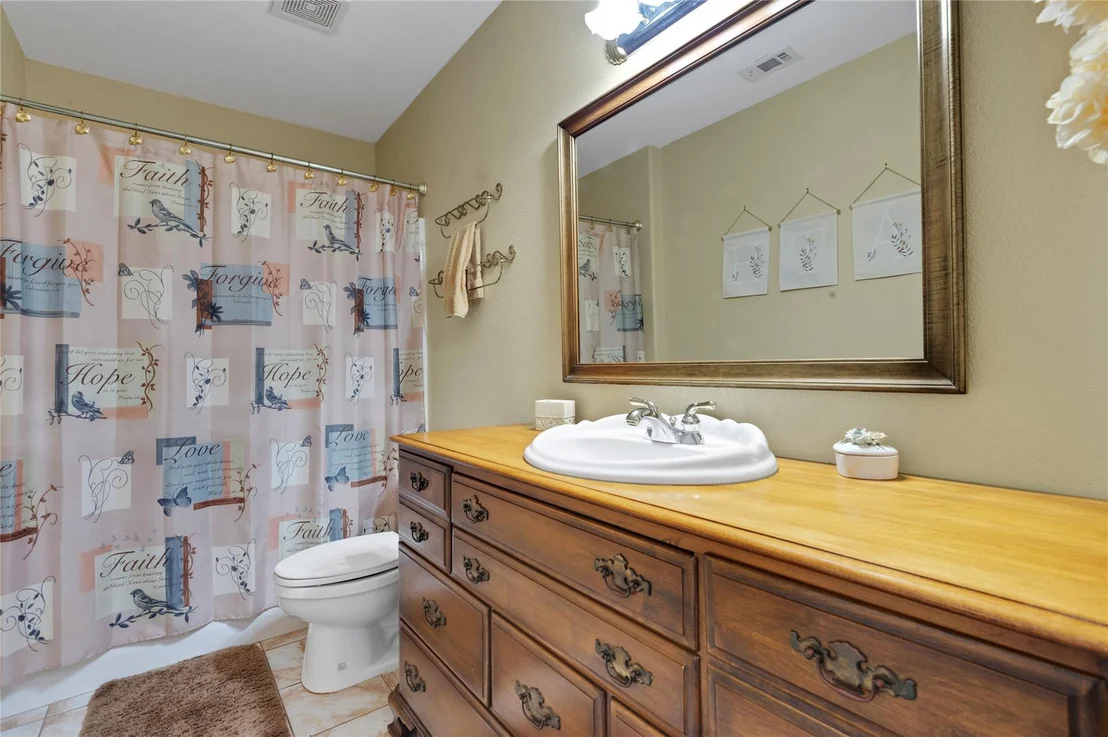 Photo of 27047 Holly Drive