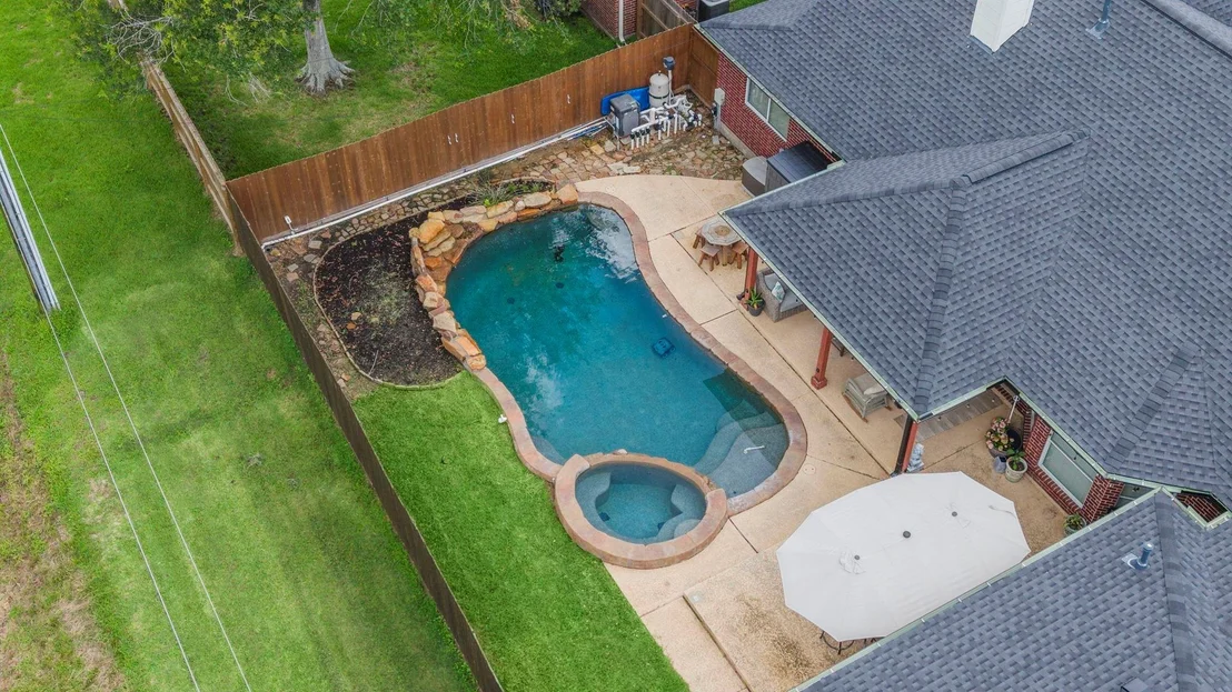 Photo of 9403 Highland Pointe Drive