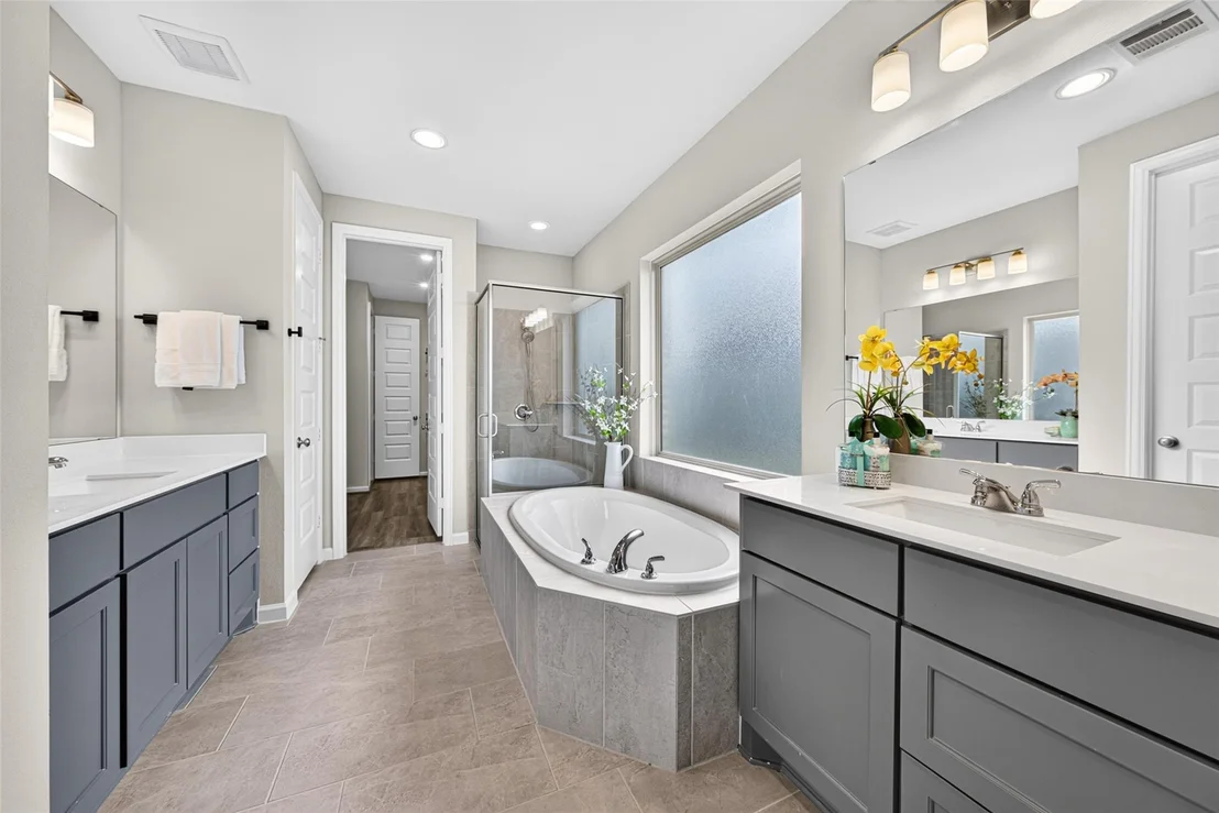 Photo of 5002 Morrison Drive