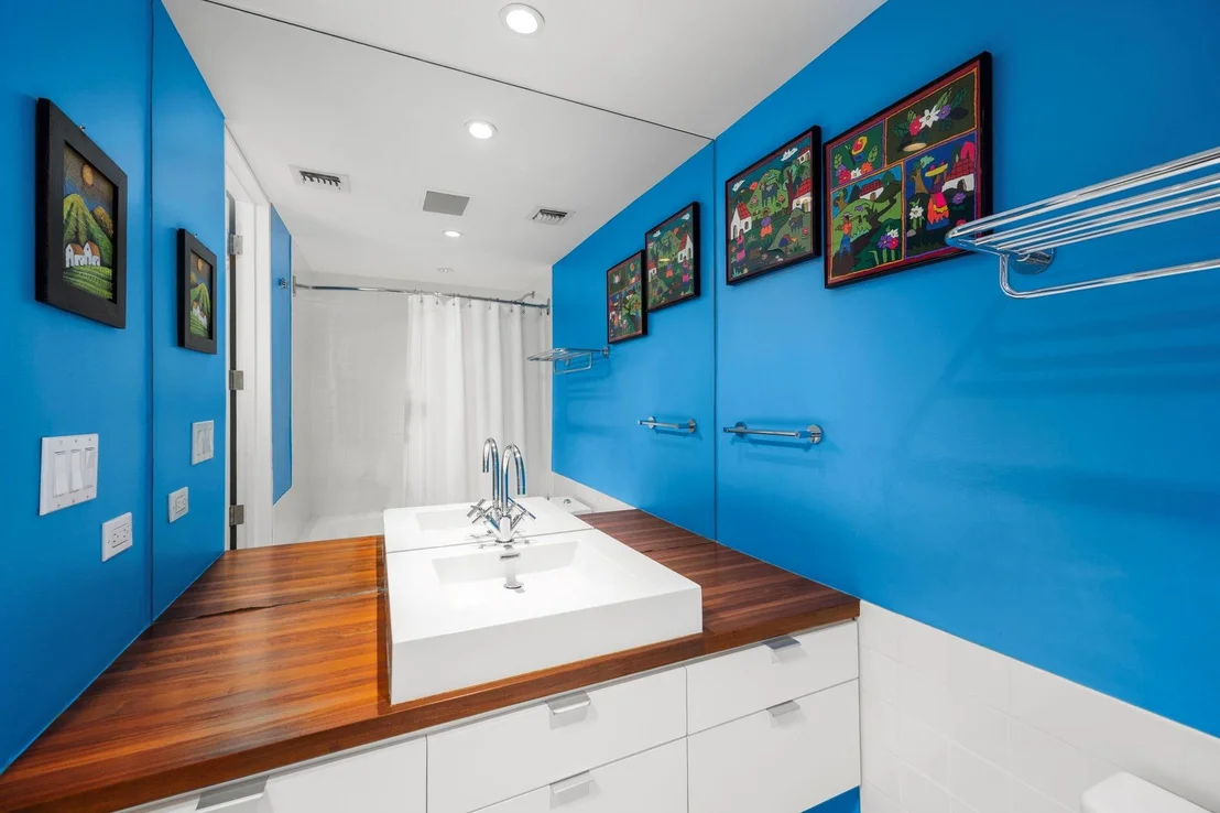 Photo of Unit PHE at 2701 Westheimer Road