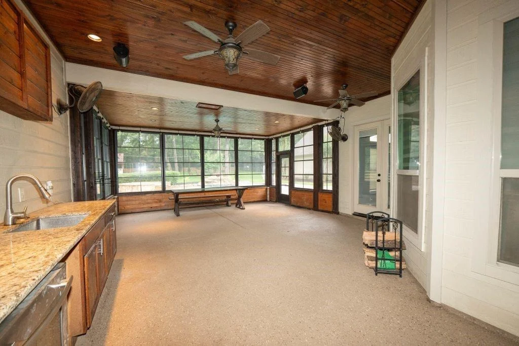 Photo of 7619 Lorna Road