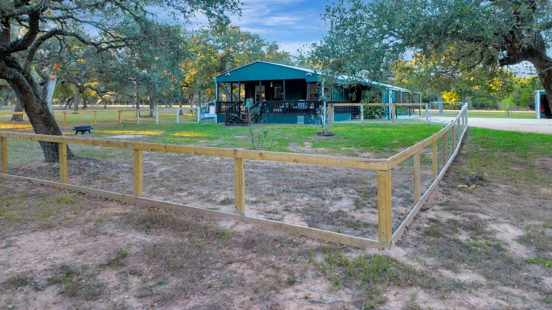 Photo of 413 Private Road 1051
