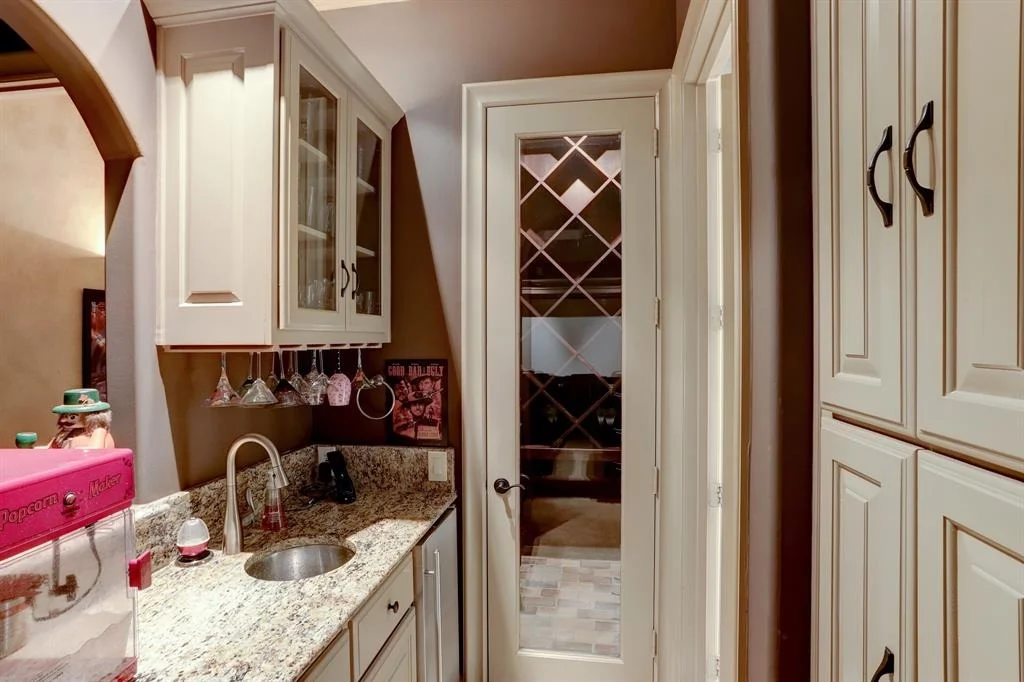 Photo of 11639 Versailles Lakes Lane