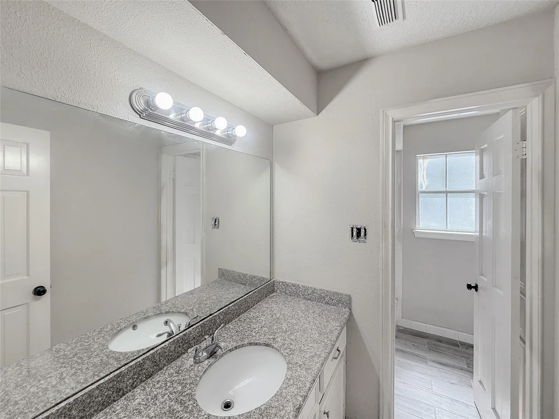 Photo of 10902 Fawnview Drive