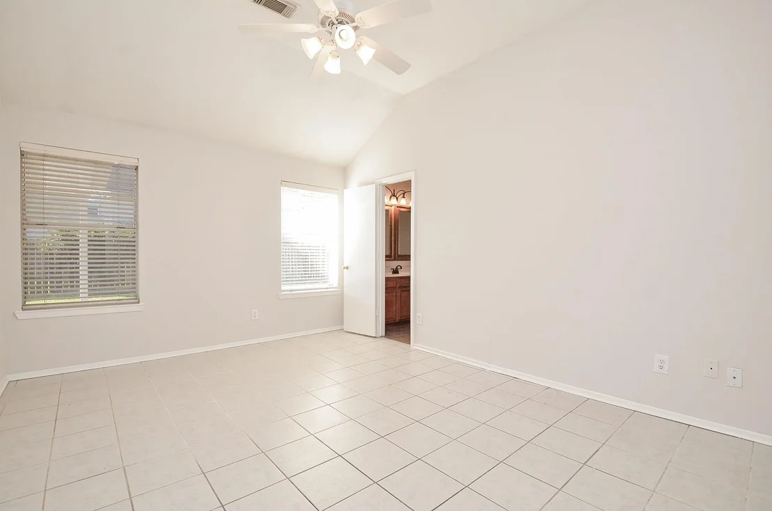 Photo of 17039 Clan Macgregor Drive