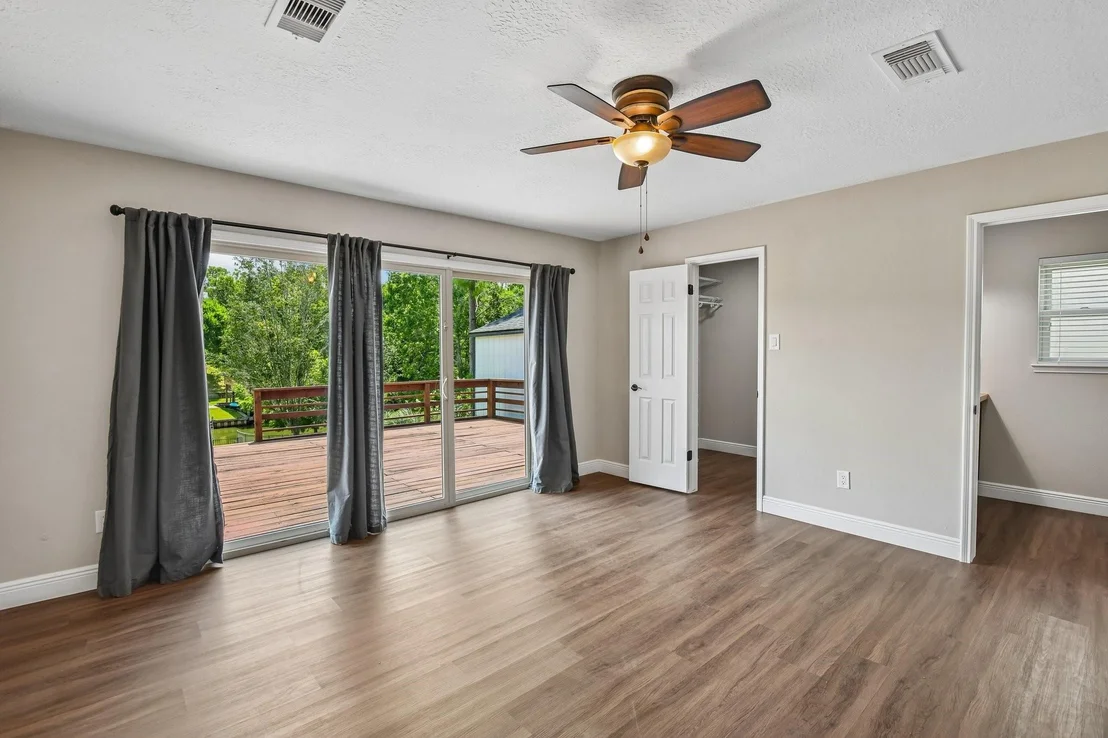 Photo of 2703 Shady Lane