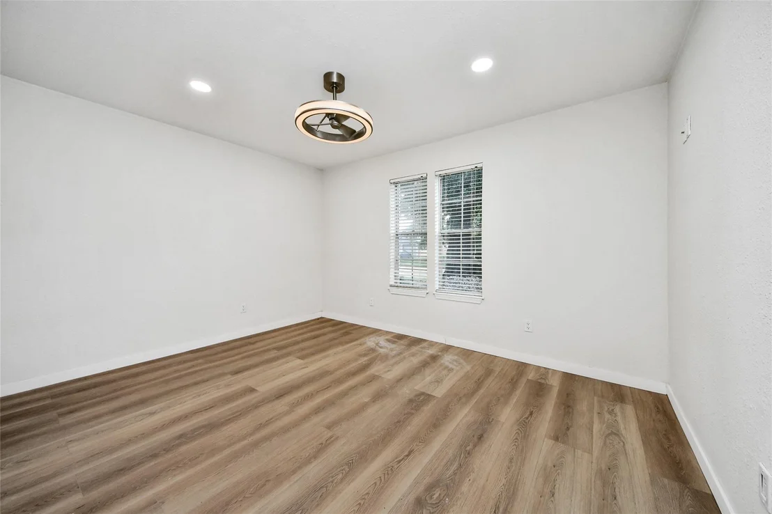 Photo of 15719 Baytree