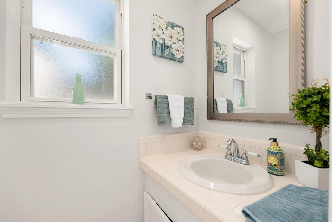 Photo of 17407 Loring Lane
