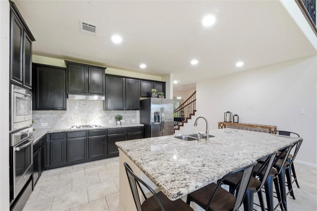 Photo of 9519 Wheatfield Lane