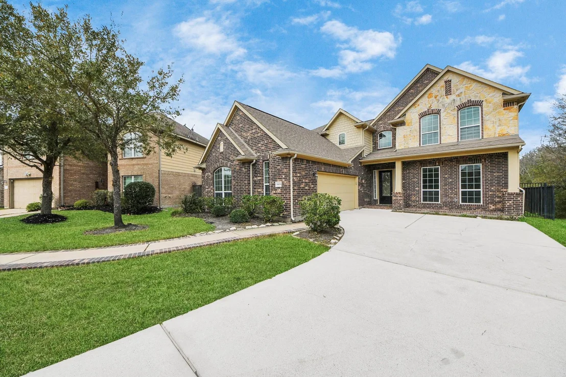 Photo of 18006 E Williams Bend Drive