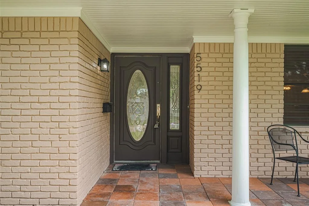 Photo of 5519 Valkeith Drive