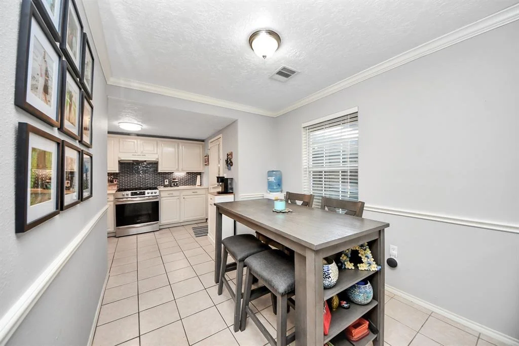 Photo of 2014 Forest Oaks Drive