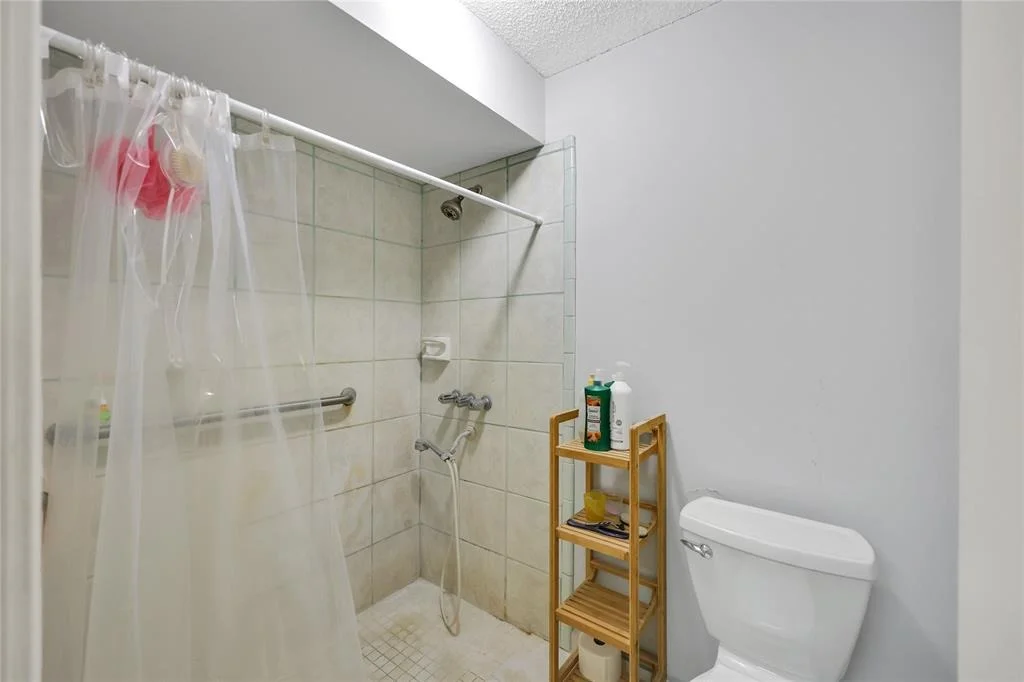 Photo of 10722 Glenway Drive