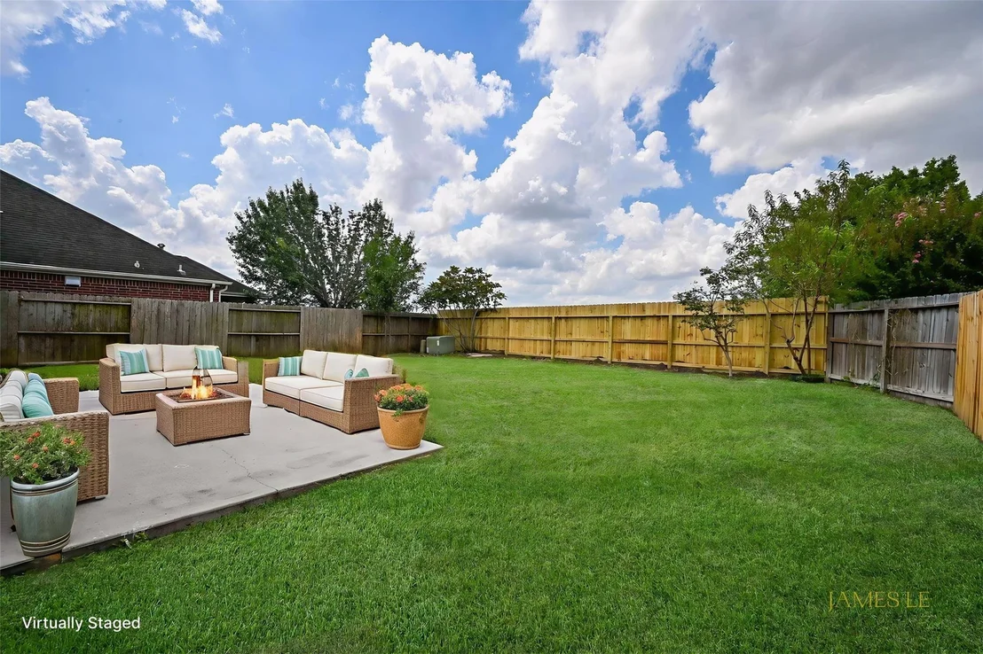 Photo of 11011 Glenora Drive