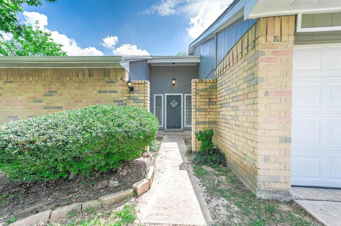 Photo of 13407 Wells River Drive