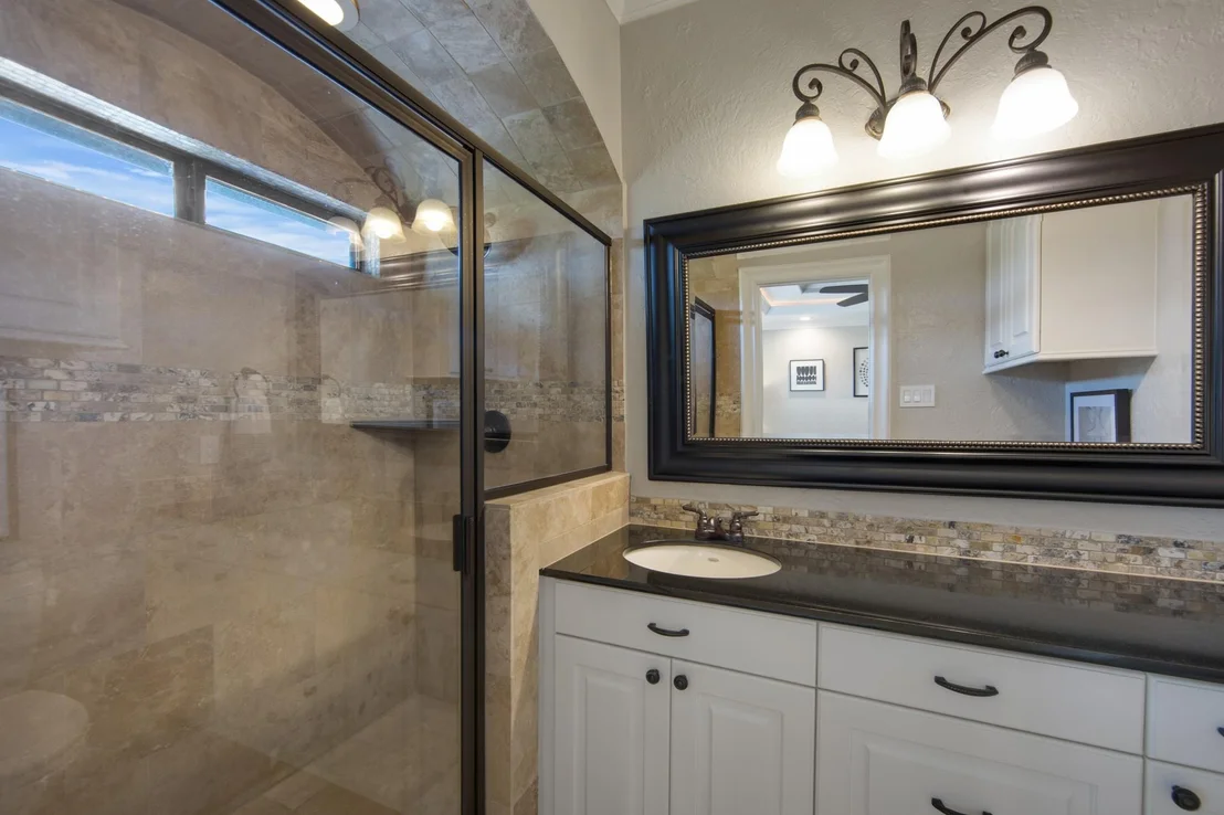 Photo of 17108 Lakeway Park