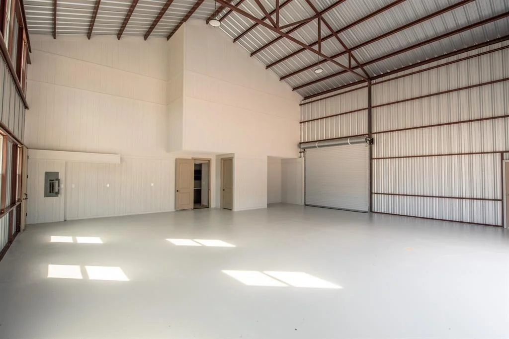 Photo of 103 Whispering Oaks